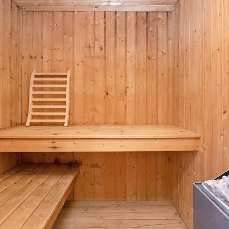 Tatil Evi Secluded Holiday In With Pool Vestervig